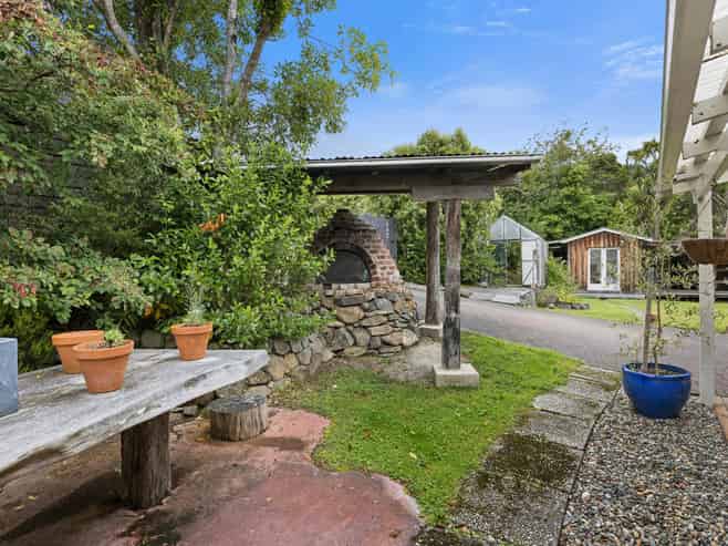 192 Doctors Point Road, Waitati