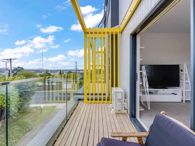 3 & 4/43A Waimumu Road, Massey