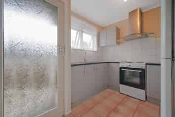 2/82 Portage Road, New Lynn