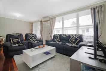 2/82 Portage Road, New Lynn