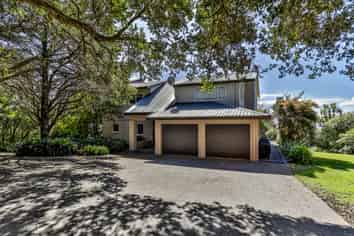 212 Carter Road, Oratia