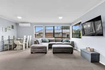 66 Lisa Crescent, Mangakakahi