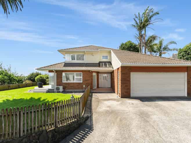 232 Welcome Bay Road, Welcome Bay