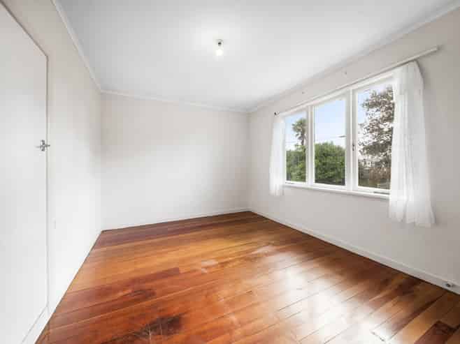 27 Reid Road, New Lynn