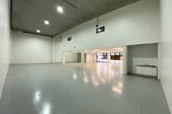 Penrose Showroom & Warehouse | 590 m2