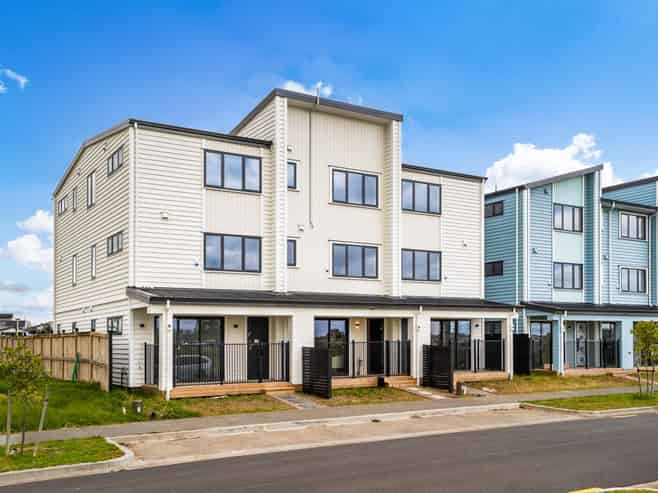 27-37 Awhi Way, Karaka