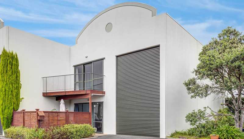 Unit 18/10 Airborne Road, Albany