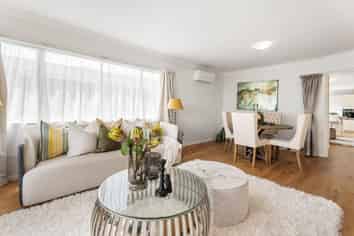 9a Bradbury Road, Botany Downs