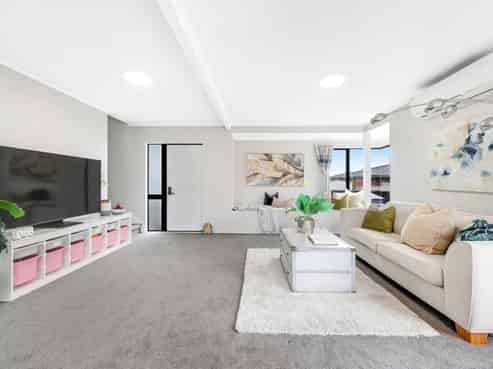 53A Frank Nobilo Drive, Golflands