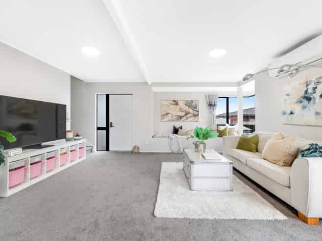 53A Frank Nobilo Drive, Golflands