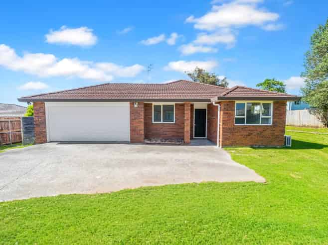 57 Castlefinn Drive, Manurewa