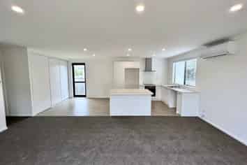 141C Bucklands Beach Road, Bucklands Beach