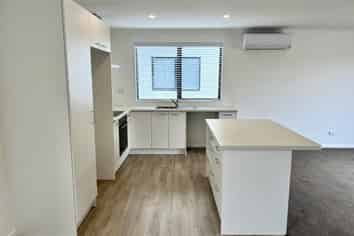 141C Bucklands Beach Road, Bucklands Beach