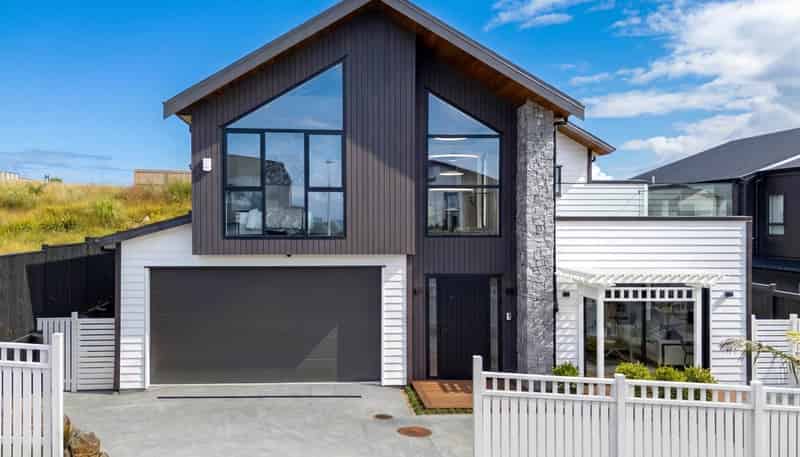 65 Kumukumu Road, Long Bay