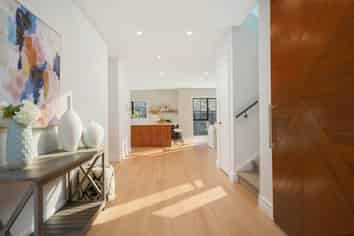 65 Kumukumu Road, Long Bay