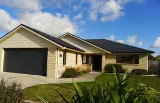 23 Gandalf Cr, Paraparaumu