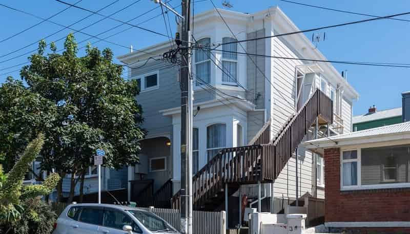 2/8 Howard Street, Mount Cook