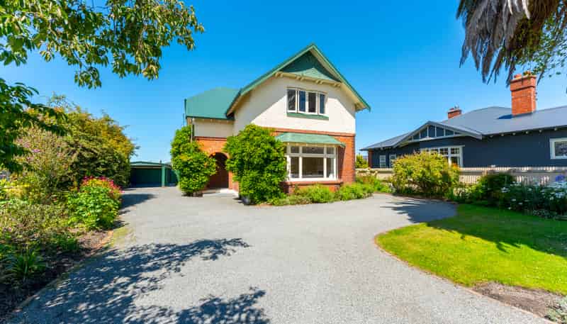 168 North Street, West End