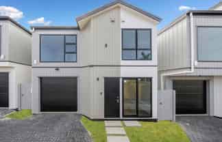 2/31 McLeod Road, Weymouth