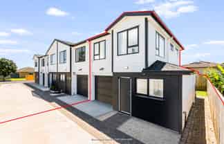 4D Templeton Place, Clendon Park