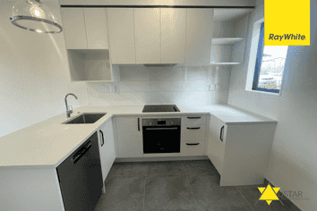 25/241 Don Buck Road, Massey