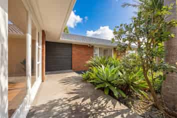 17 Downsview Road, Pakuranga Heights