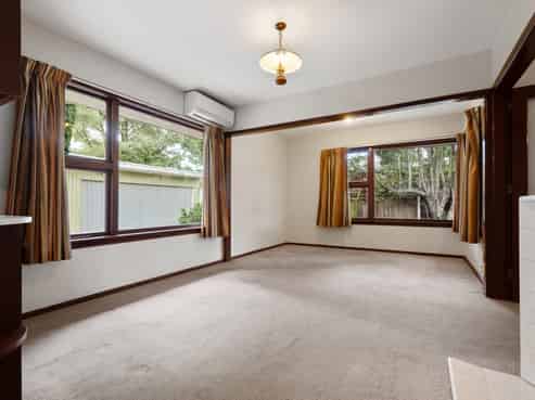 59 Woodbury Street, Russley