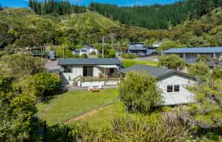 7 Hakahaka Road, Port Underwood