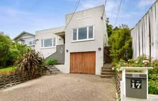 17 Woodvale Grove, Fairfield