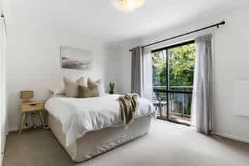 4/94 Glengarry Road, Glen Eden