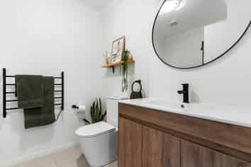 4/94 Glengarry Road, Glen Eden