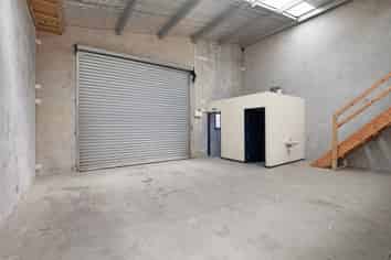 Tidy and Well-Presented Industrial Units. 