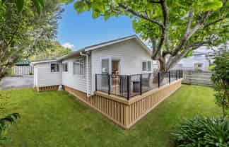 2/59 Salisbury Road, Birkdale