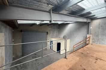 Tidy and Well-Presented Industrial Units. 