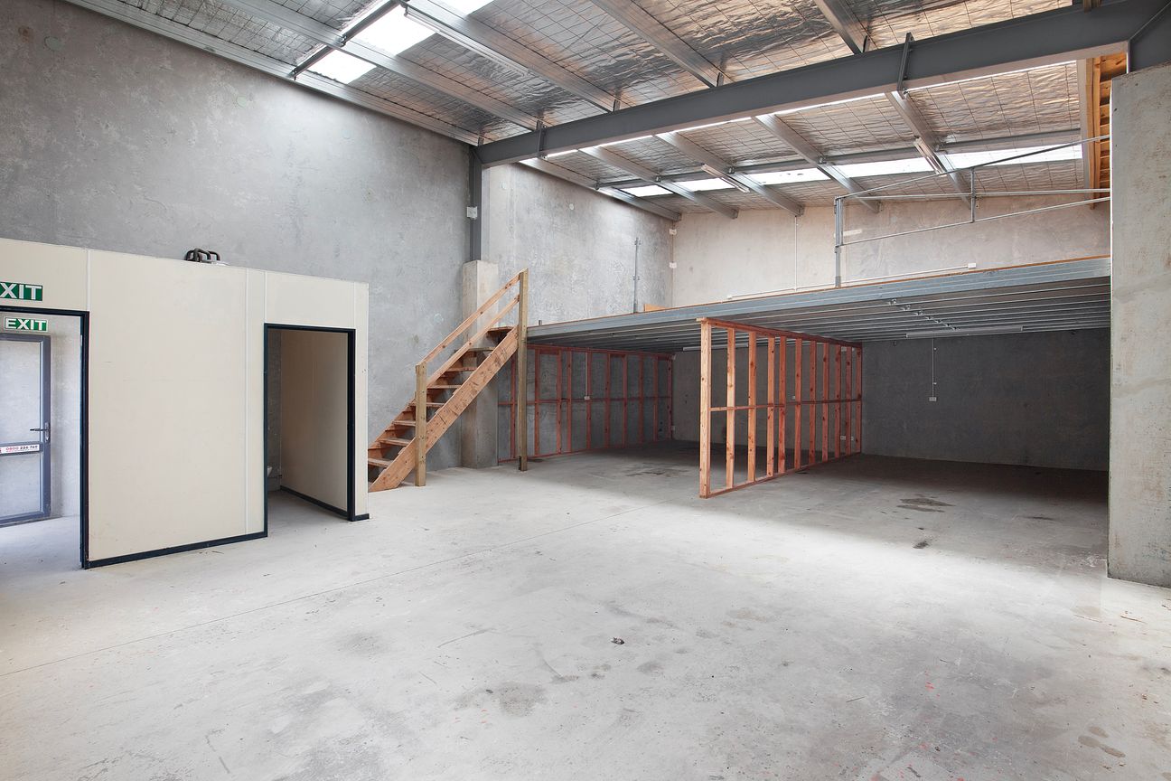 Tidy and Well-Presented Industrial Unit. - Visning 3
