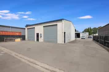 Tidy and Well-Presented Industrial Units. 