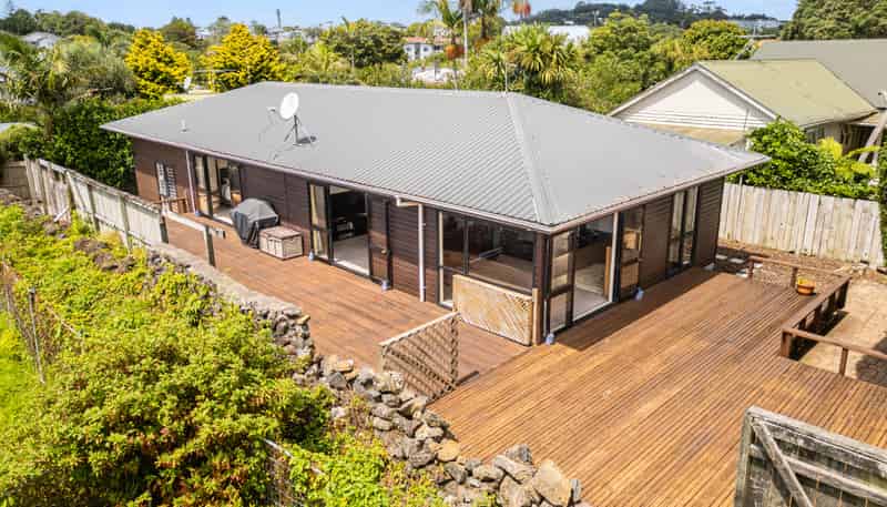 9A Raetihi Crescent, Mount Albert