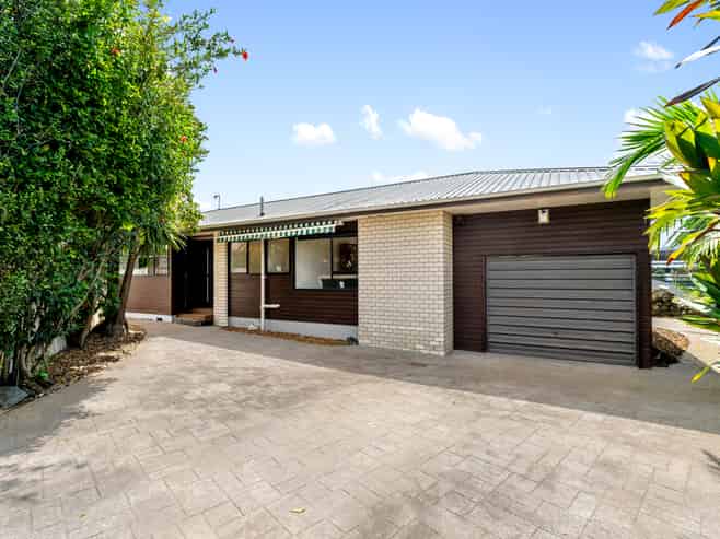 9A Raetihi Crescent, Mount Albert