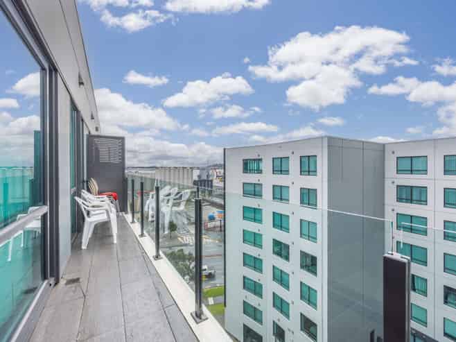 715/4 Dockside Lane, Auckland Central