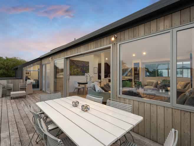 2/43 Princes Street, Northcote Point