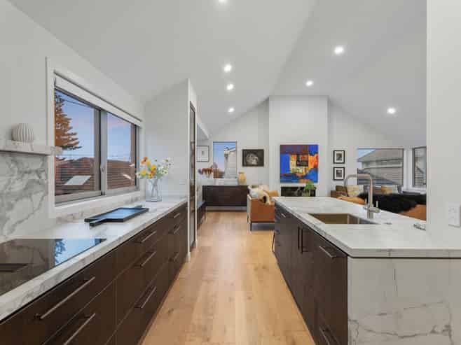 2/43 Princes Street, Northcote Point