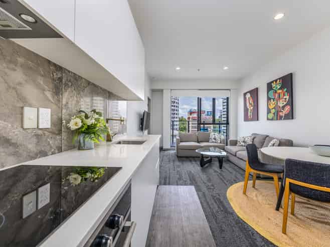 8A/50 Eden Crescent, Auckland Central