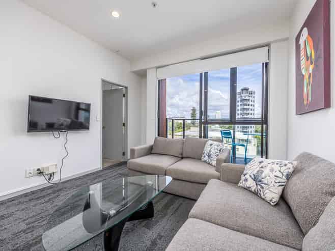 8A/50 Eden Crescent, Auckland Central