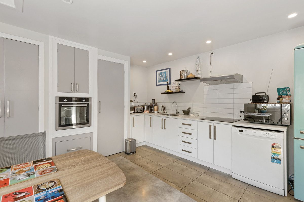 A Standout for Space and Practicality in Popular Linwood - Widok 3