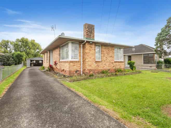 8 Stainton Place, Otara