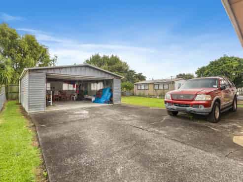 8 Stainton Place, Otara