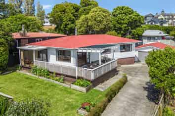 33B Brandon Road, Manly