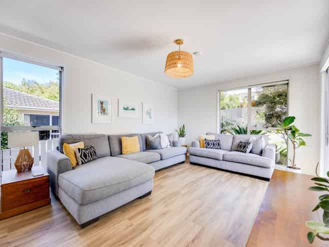 11 Airey Place, Torbay