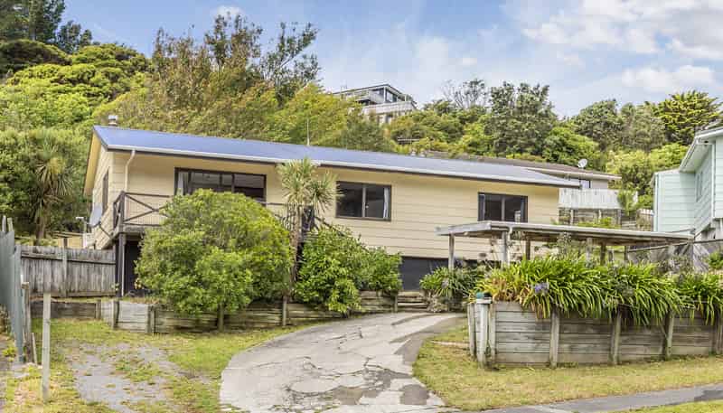 68 Omapere Street, Whitby