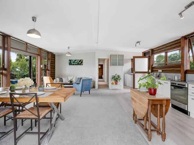 16 Onepu Lane, Manly